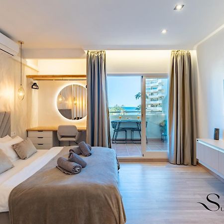 Seaview Beachfront Studio With Aqua Park & Balcony Benalmádena Exterior foto