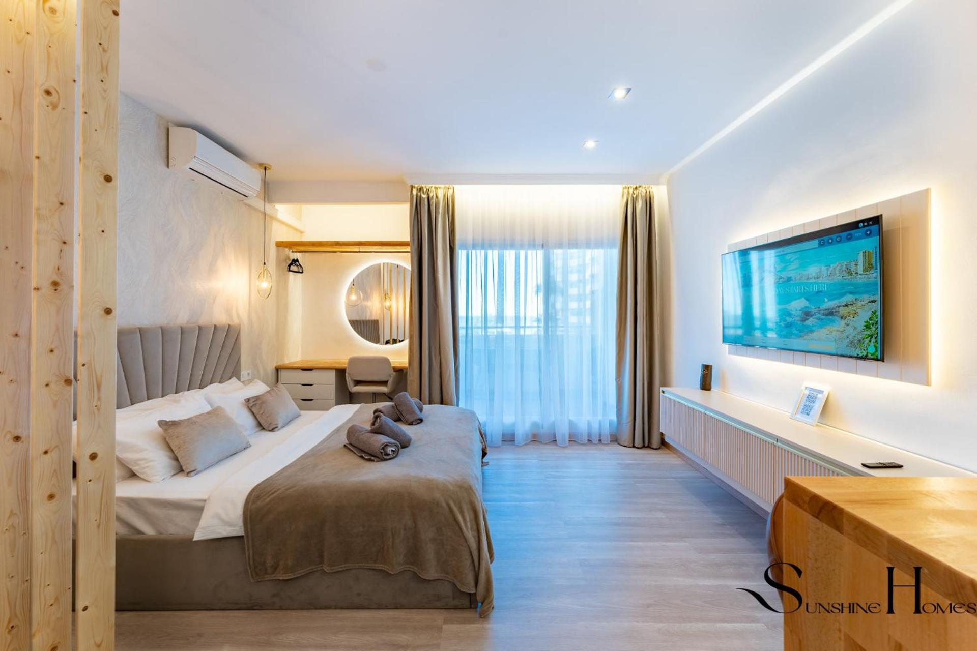 Seaview Beachfront Studio With Aqua Park & Balcony Benalmádena Exterior foto